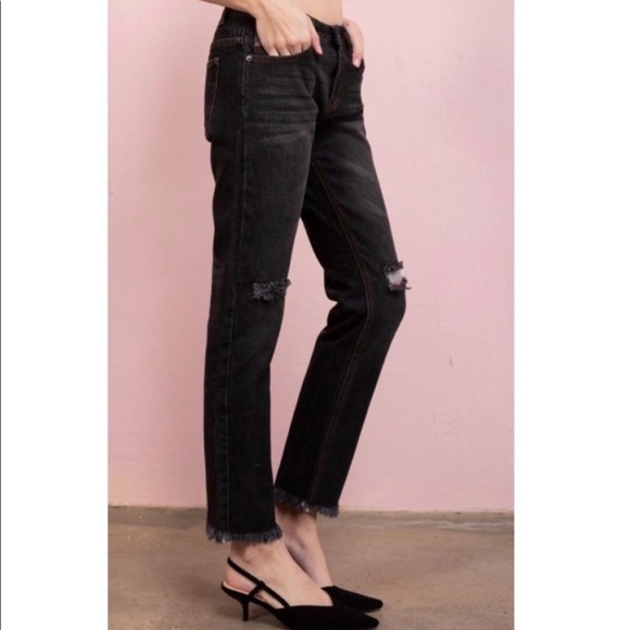 New! POL Washed Black Denim Boyfriend Straight Cut Frayed Hem Jeans - Picture 5 of 7